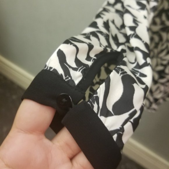 Zara black and white patterned top size XS (N23) - Picture 6 of 7